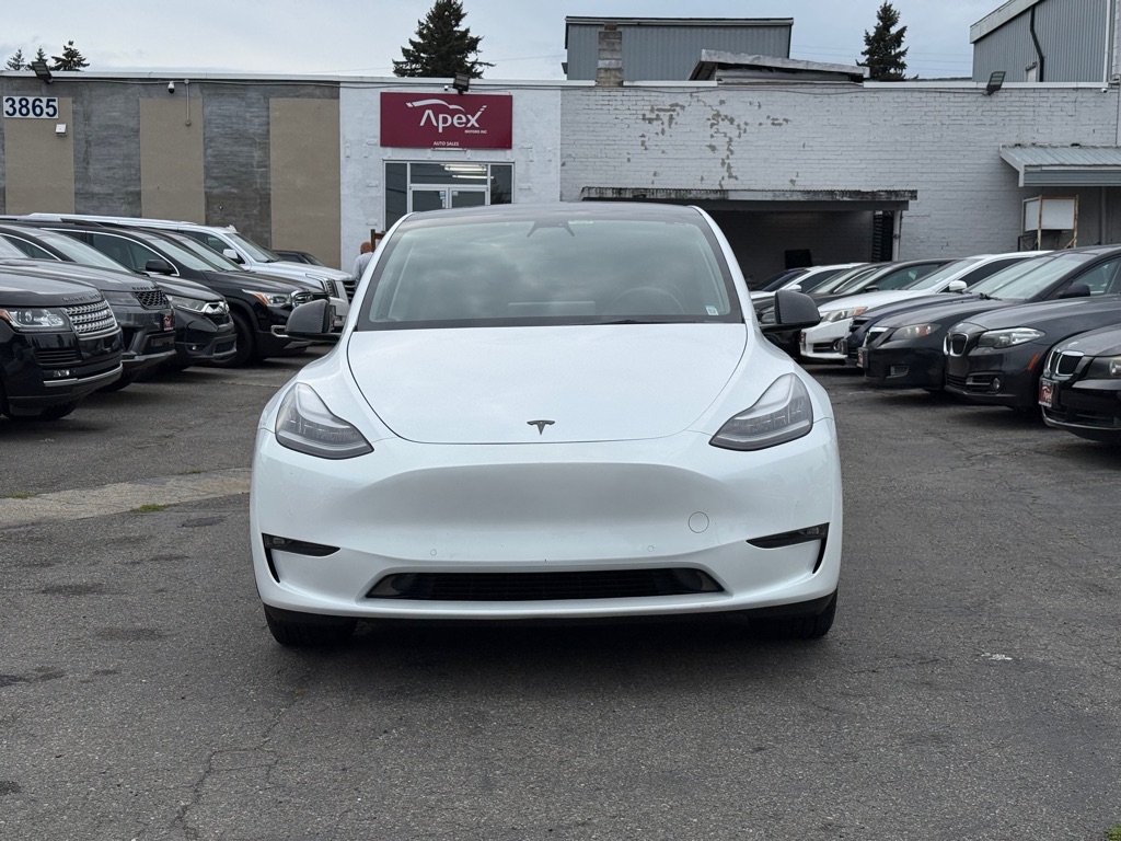Photo 3 of this TESLA MODEL Y