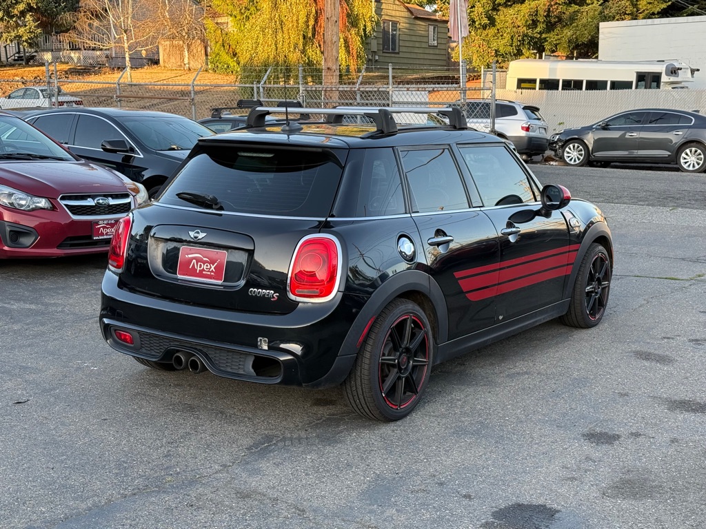 Photo 4 of this MINI HARDTOP 4 DOOR
