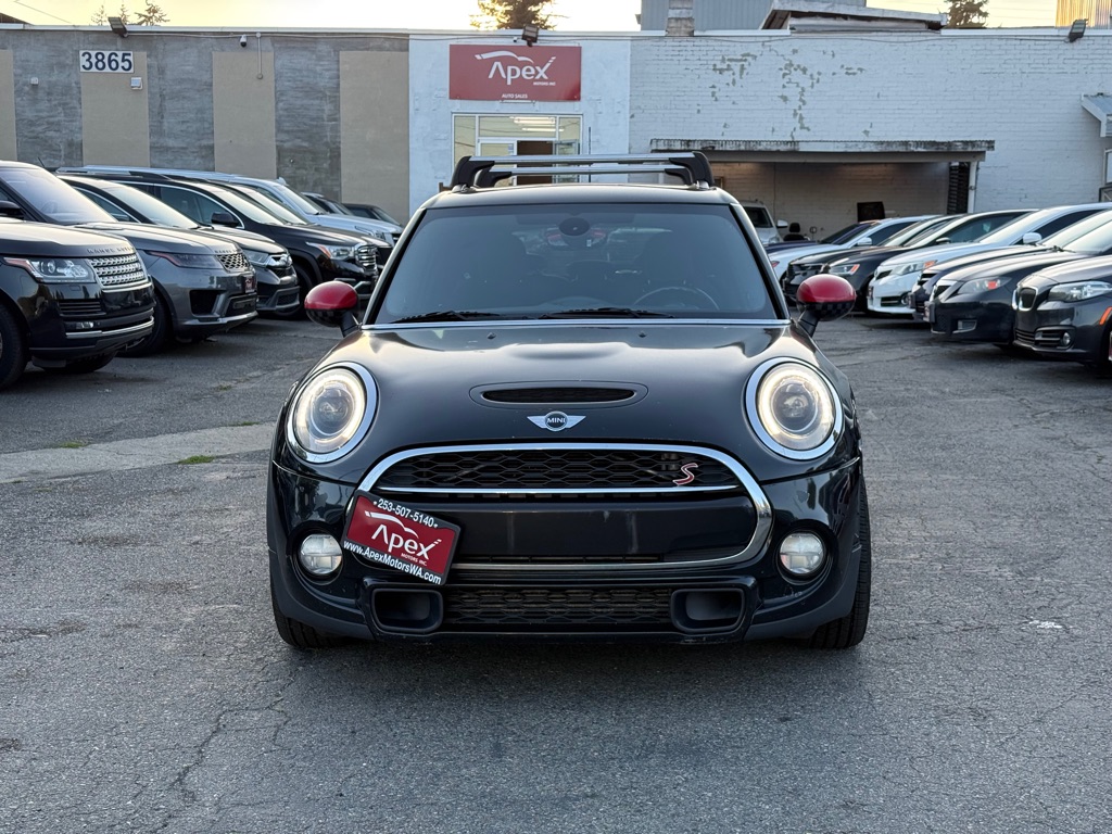 Photo 3 of this MINI HARDTOP 4 DOOR