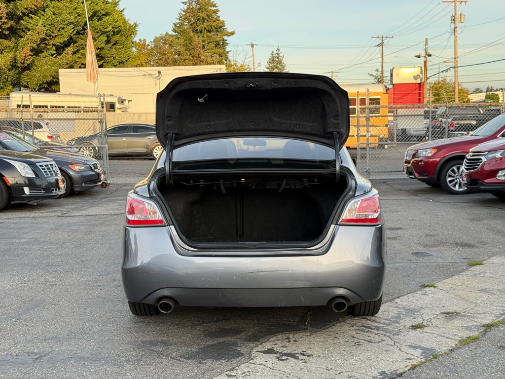Photo 7 of this NISSAN ALTIMA