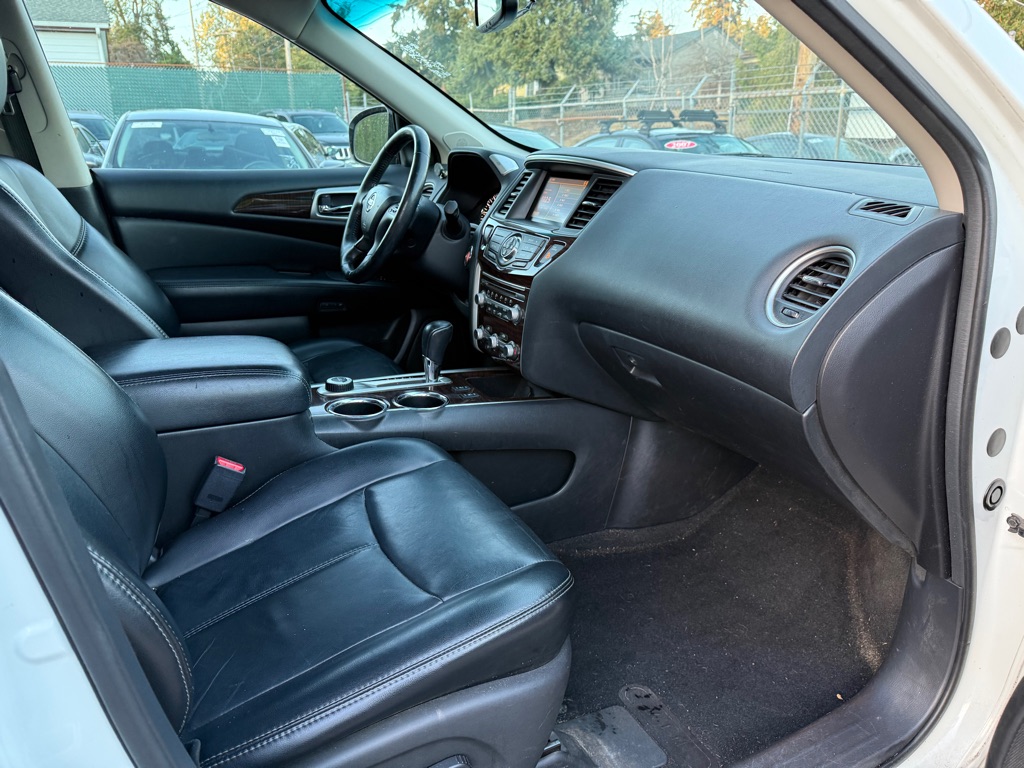 Photo 15 of this NISSAN PATHFINDER