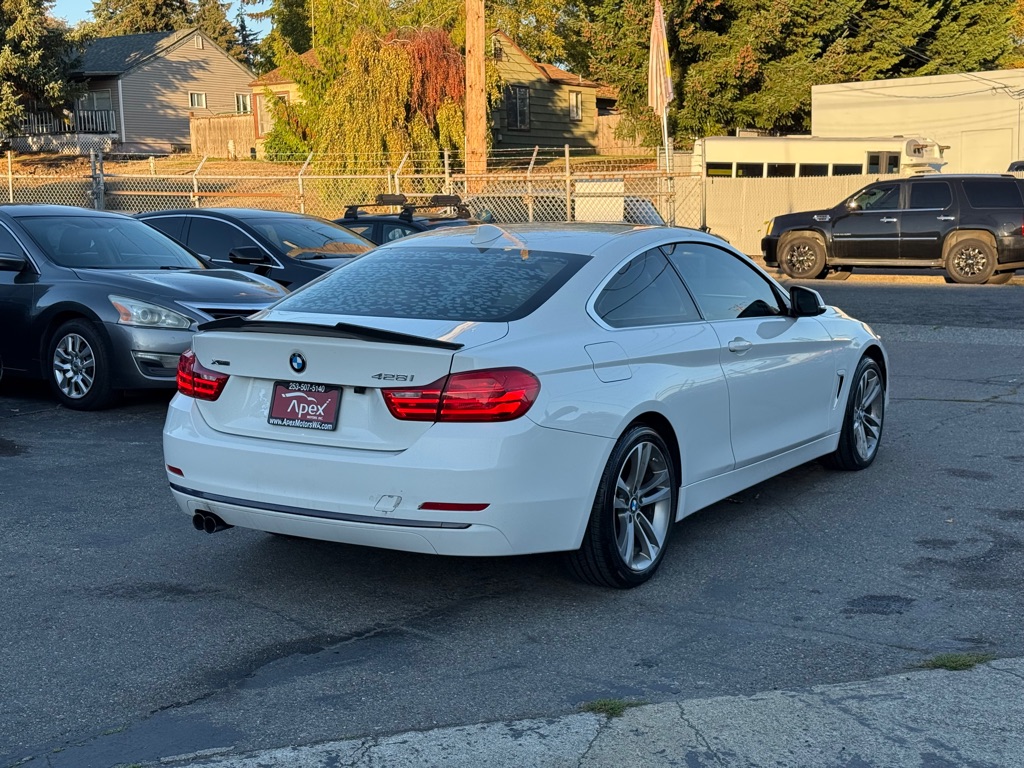 Photo 4 of this BMW 4 SERIES