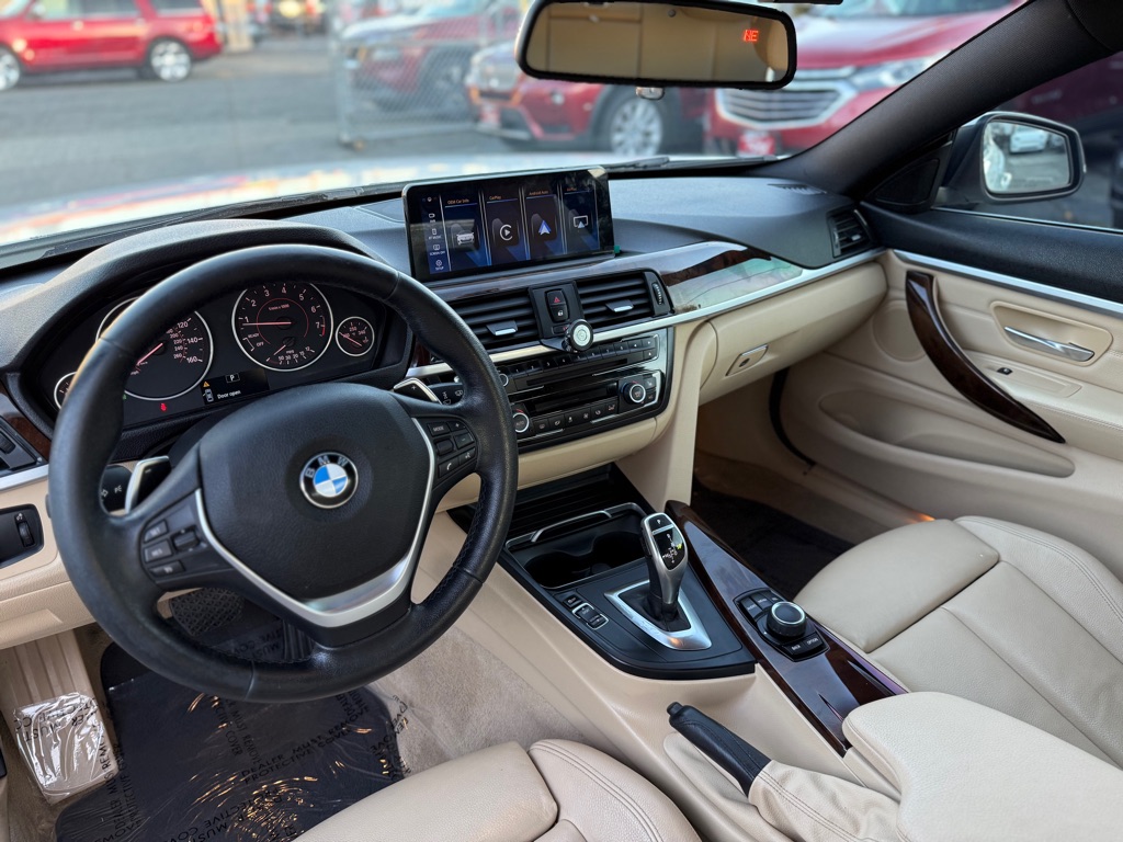 Photo 10 of this BMW 4 SERIES