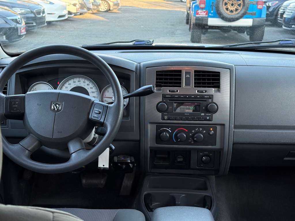 Photo 14 of this DODGE DAKOTA