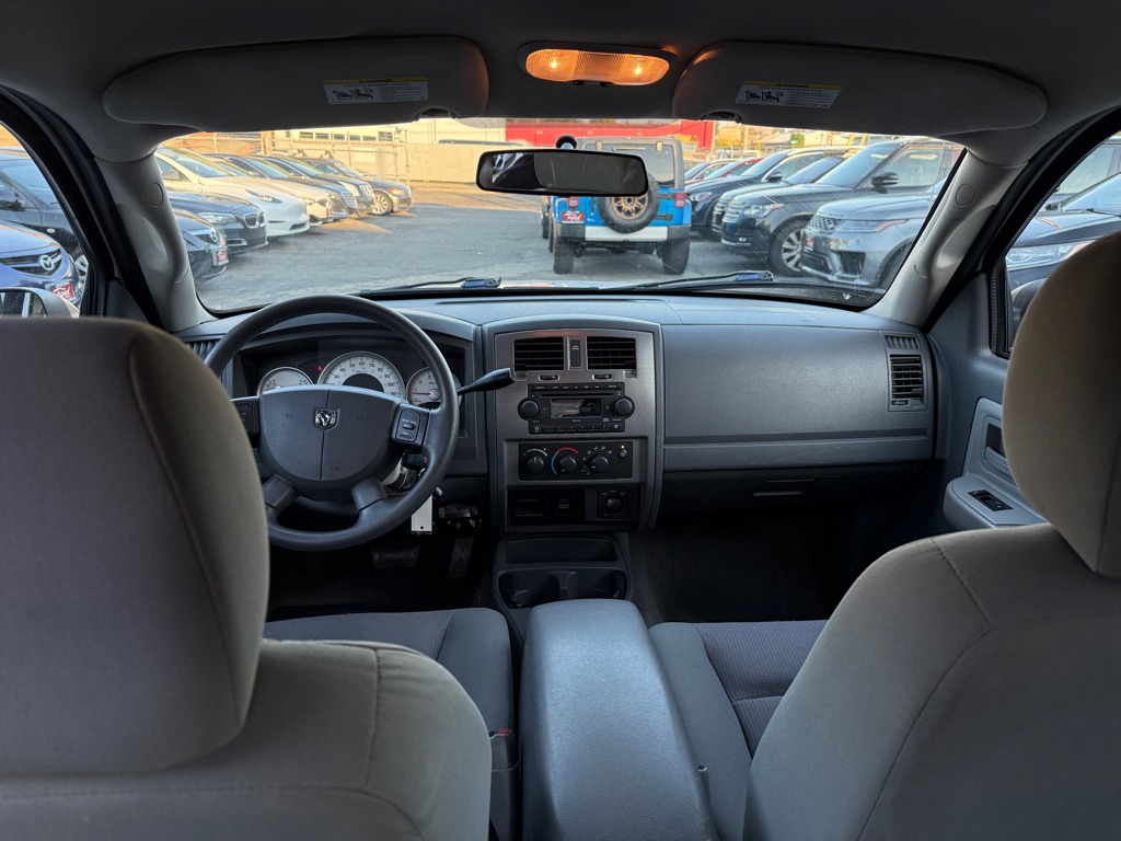 Photo 13 of this DODGE DAKOTA