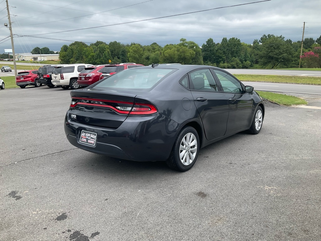Photo 4 of this DODGE DART