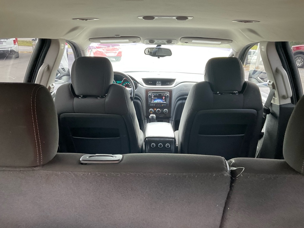 2017 Chevrolet Traverse 1LT - Photo 7