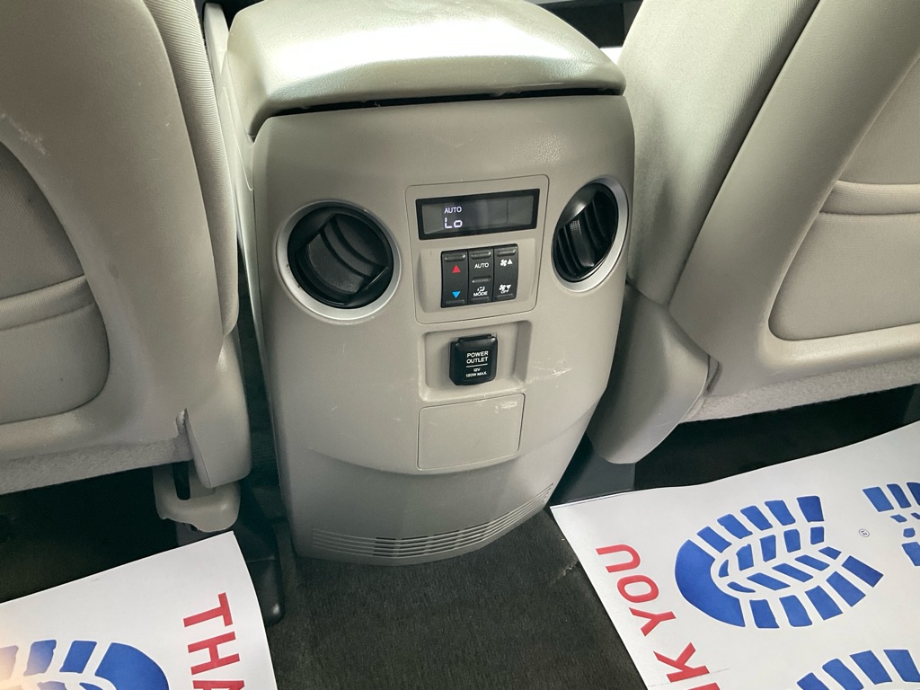 Photo 6 of this HONDA PILOT