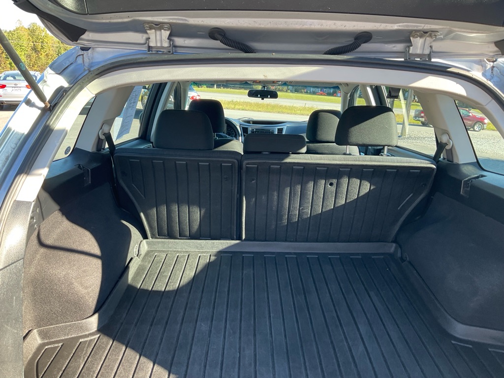 Photo 6 of this SUBARU OUTBACK