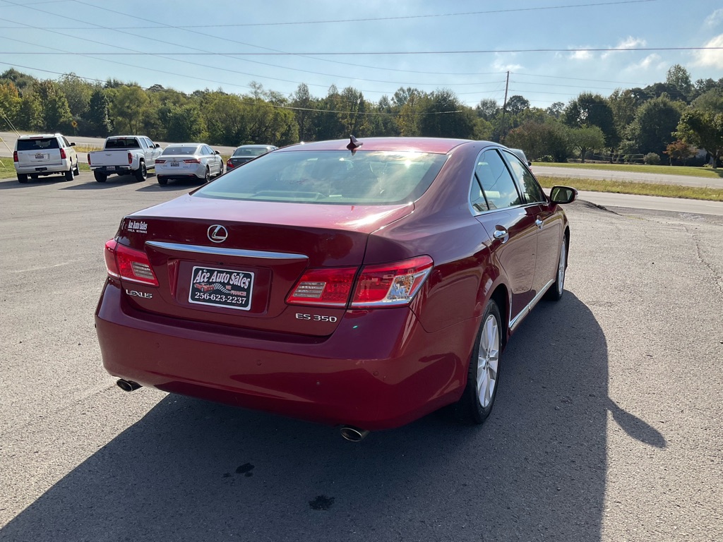 Photo 3 of this LEXUS ES 350