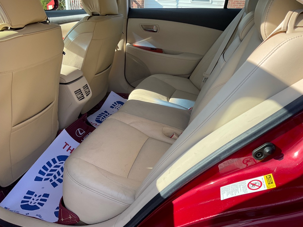 Photo 5 of this LEXUS ES 350