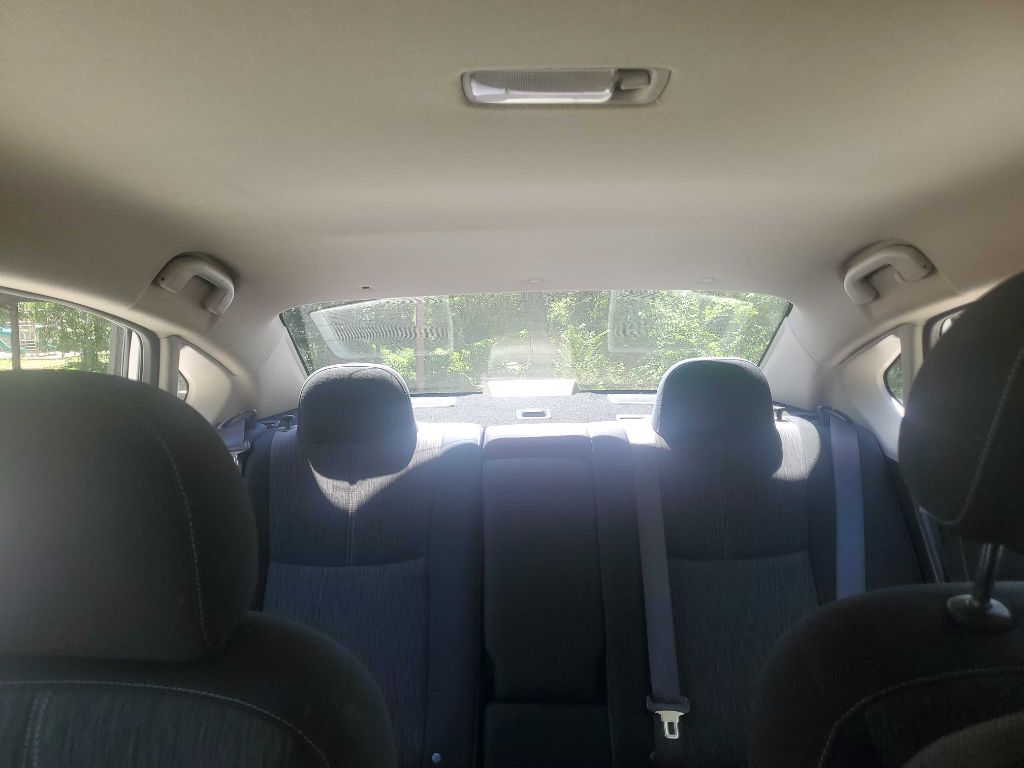 Photo 34 of this NISSAN SENTRA
