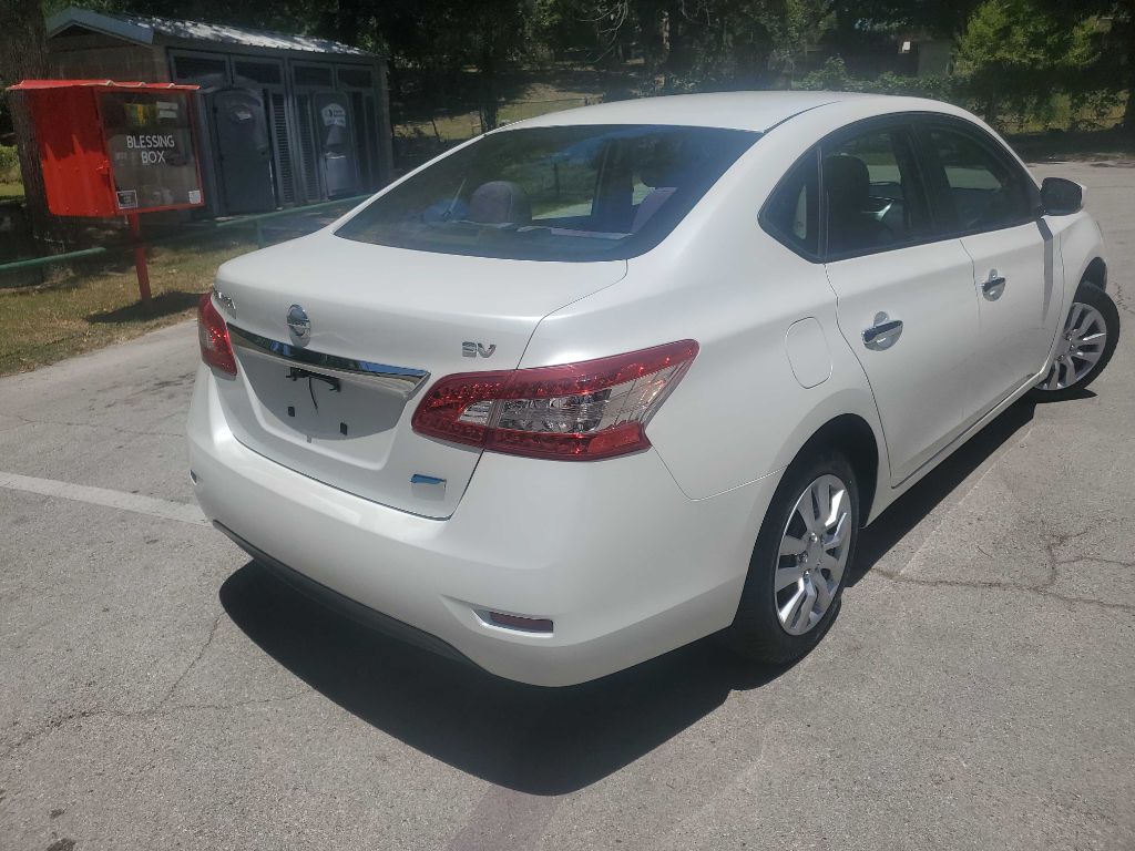 Photo 6 of this NISSAN SENTRA