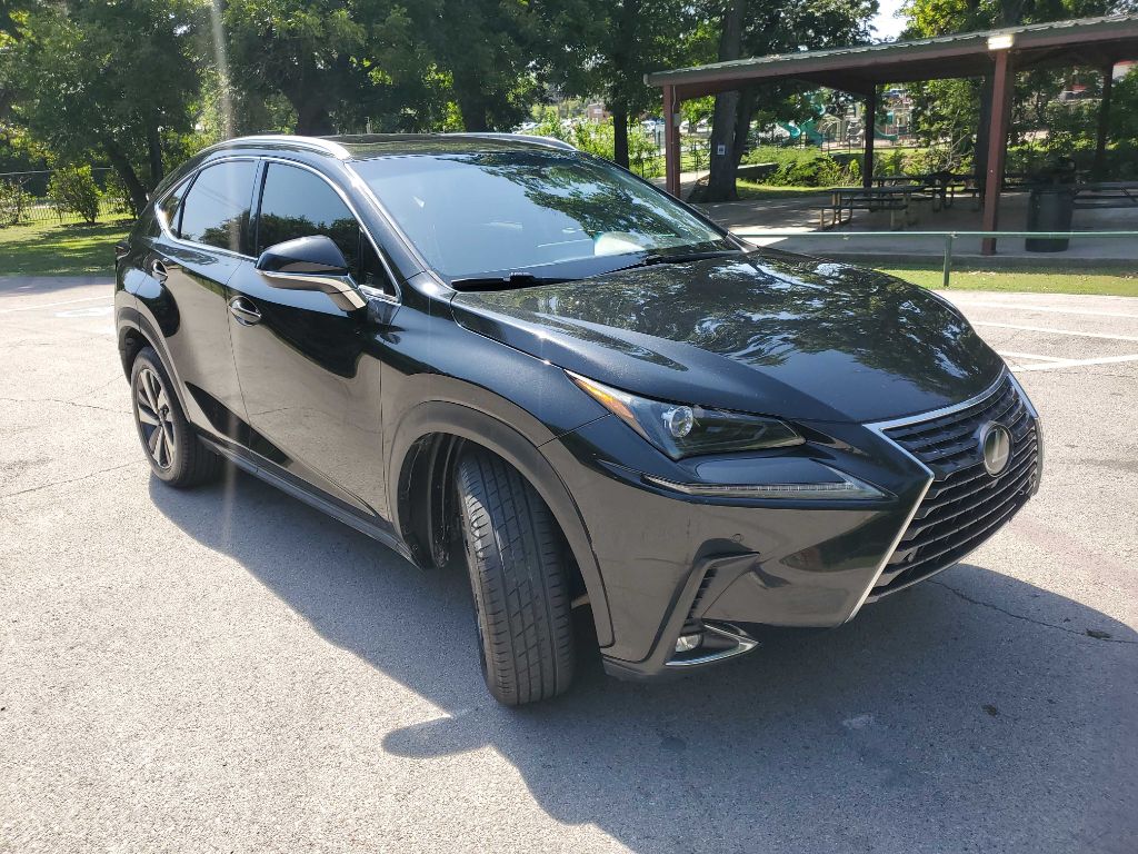 Photo 8 of this LEXUS NX