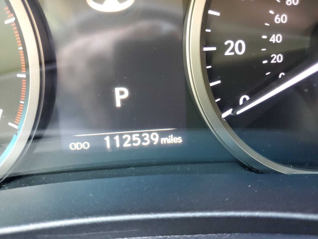 Photo 28 of this LEXUS NX