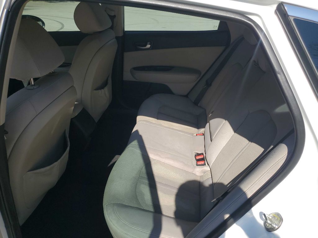 Photo 20 of this KIA OPTIMA