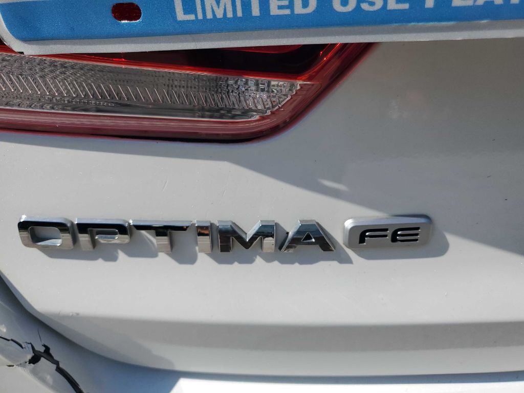 Photo 14 of this KIA OPTIMA