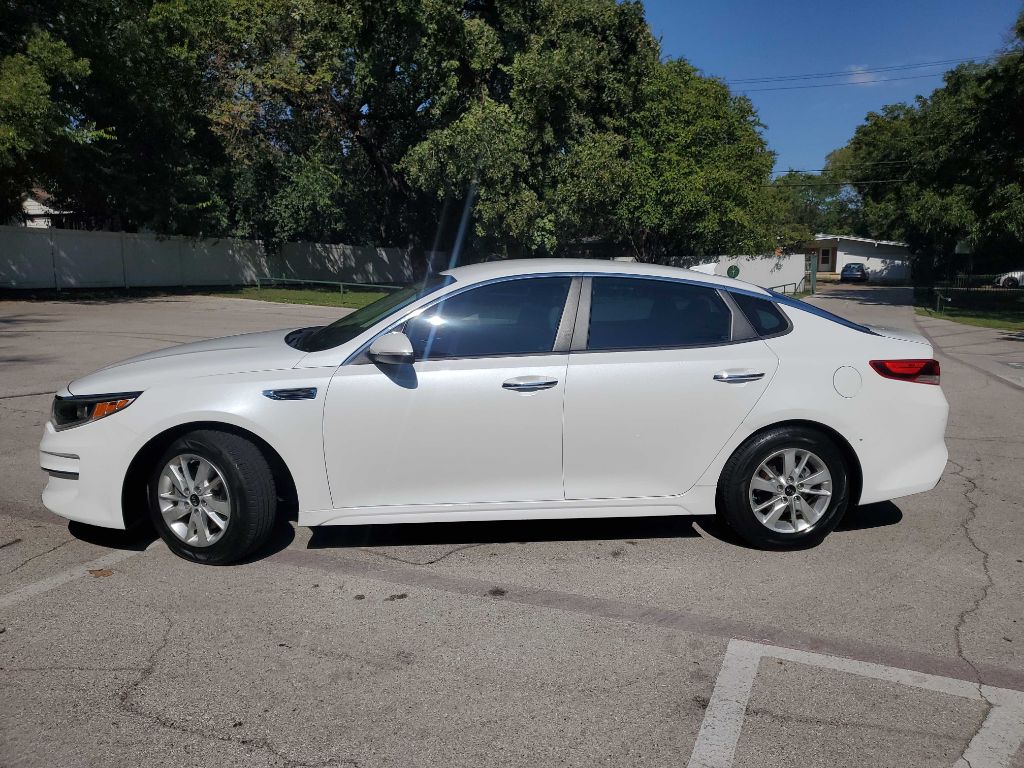 Photo 3 of this KIA OPTIMA