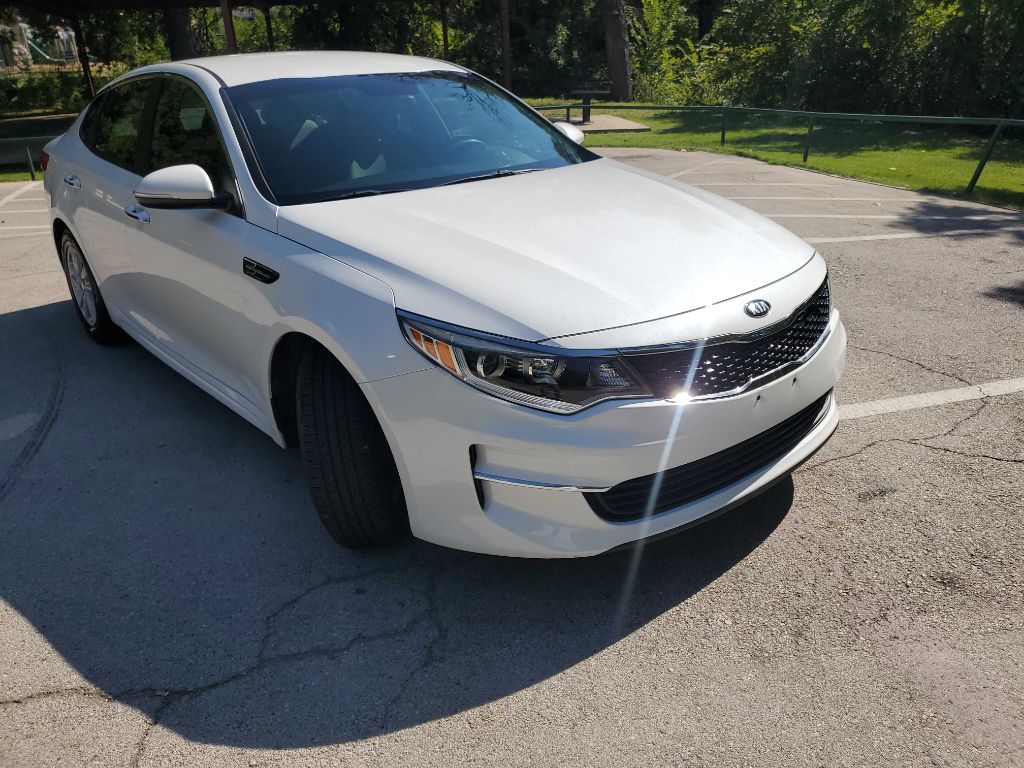 Photo 8 of this KIA OPTIMA