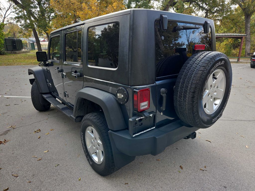 Photo 4 of this JEEP WRANGLER UNLIMI
