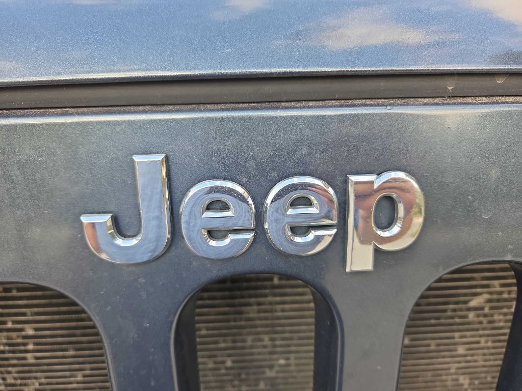 Photo 10 of this JEEP WRANGLER UNLIMI
