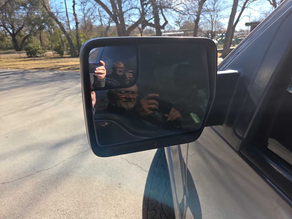 Photo 17 of this FORD F150