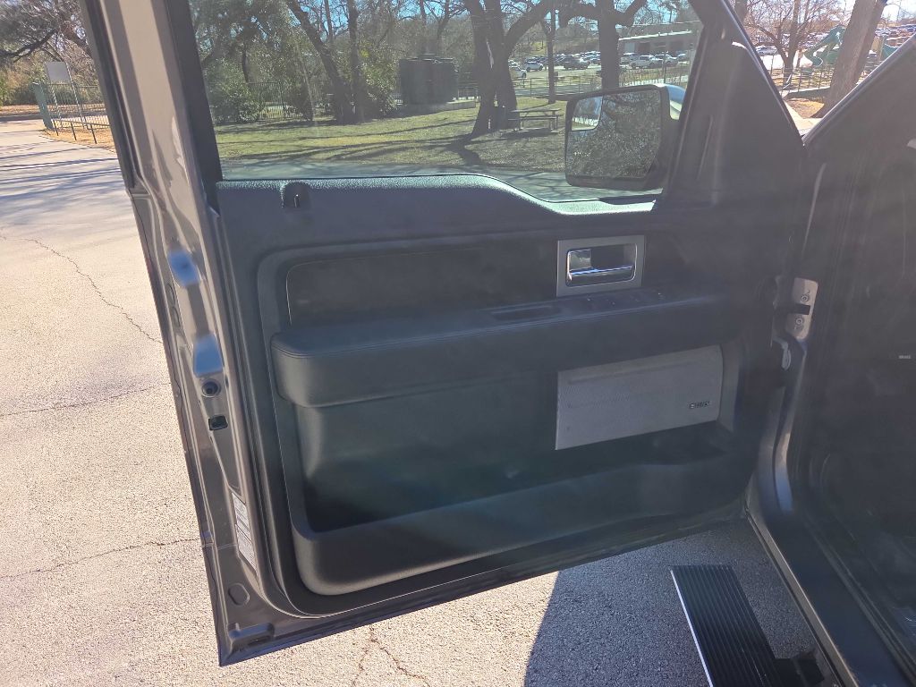 Photo 29 of this FORD F150