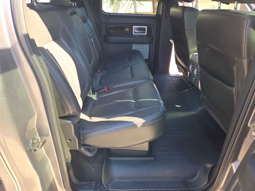 Photo 40 of this FORD F150