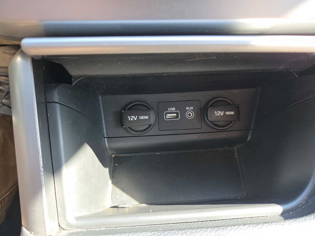Photo 64 of this HYUNDAI SONATA