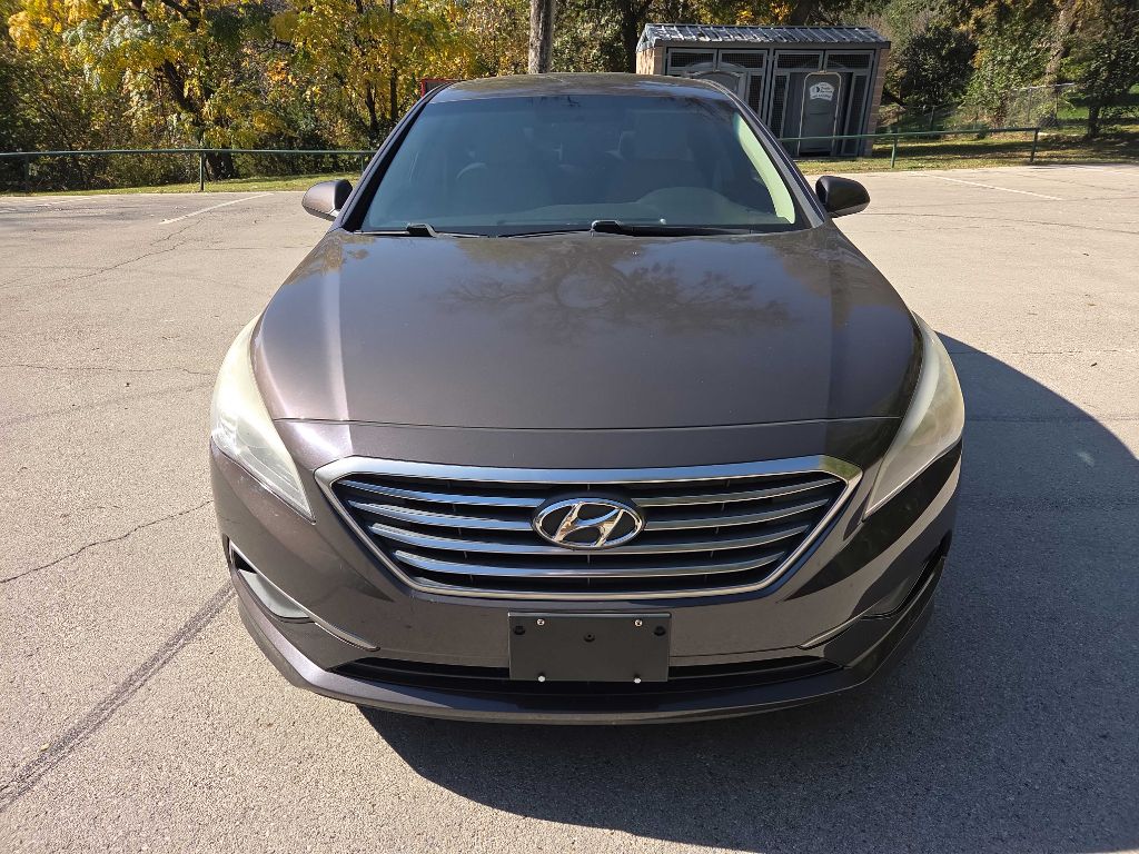 Photo 41 of this HYUNDAI SONATA