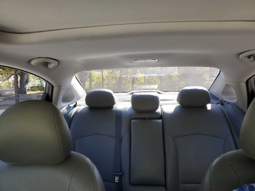 Photo 32 of this HYUNDAI SONATA