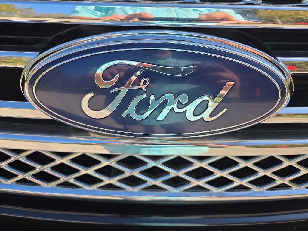 Photo 10 of this FORD F150