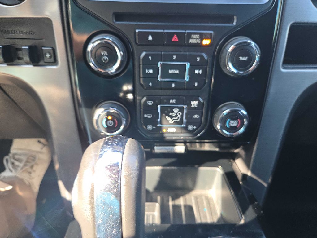 Photo 44 of this FORD F150