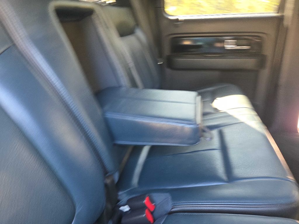 Photo 33 of this FORD F150