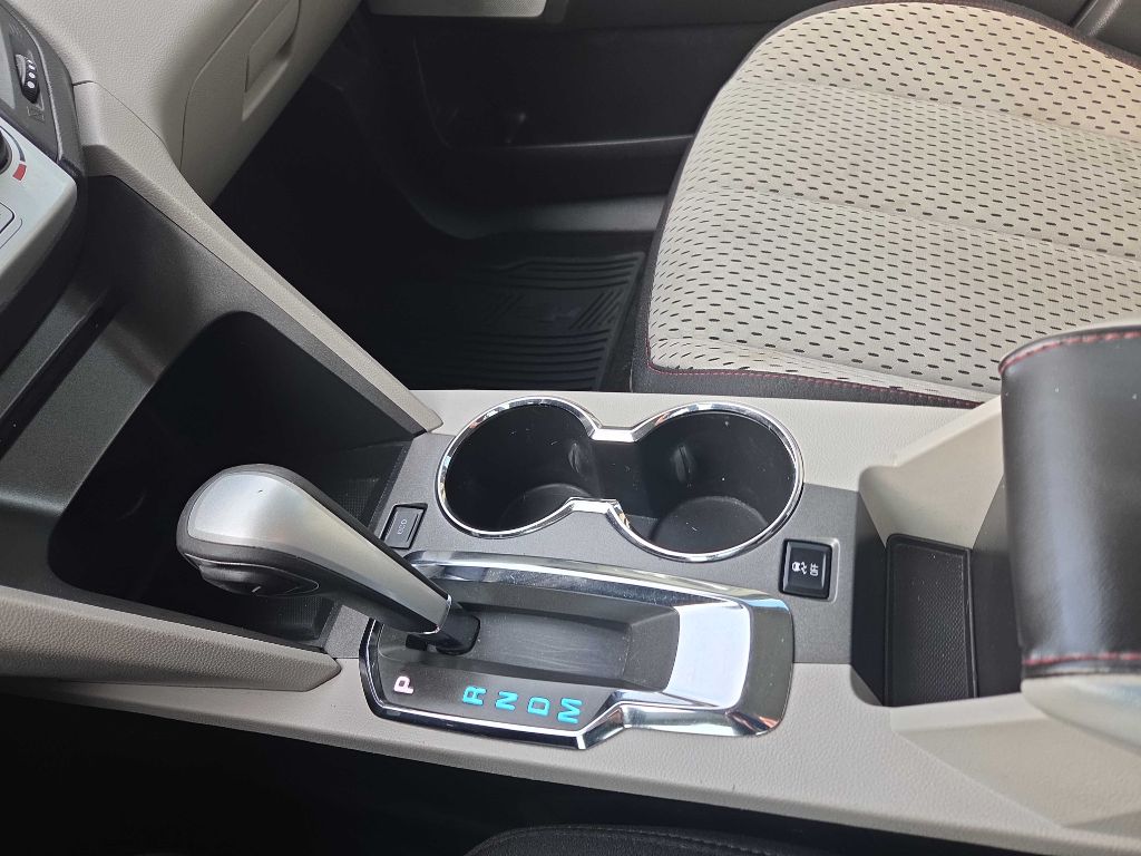 Photo 28 of this CHEVROLET EQUINOX