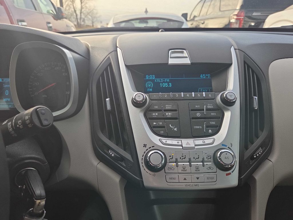 Photo 27 of this CHEVROLET EQUINOX