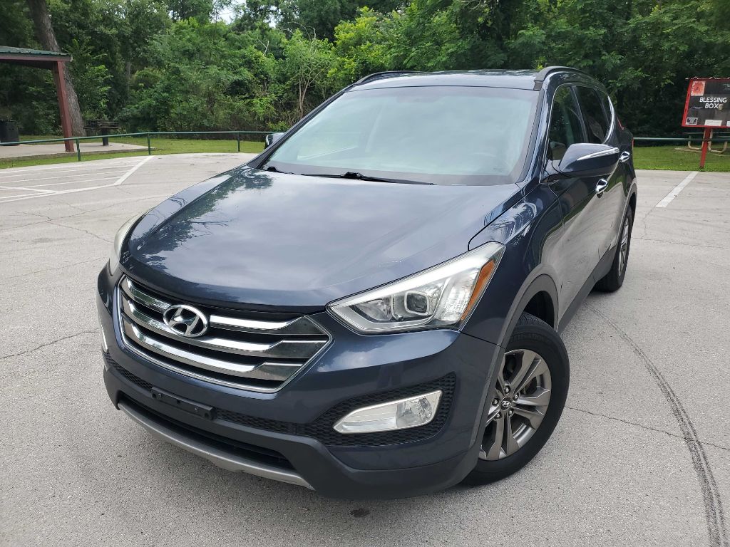 Photo 2 of this HYUNDAI SANTA FE SPORT