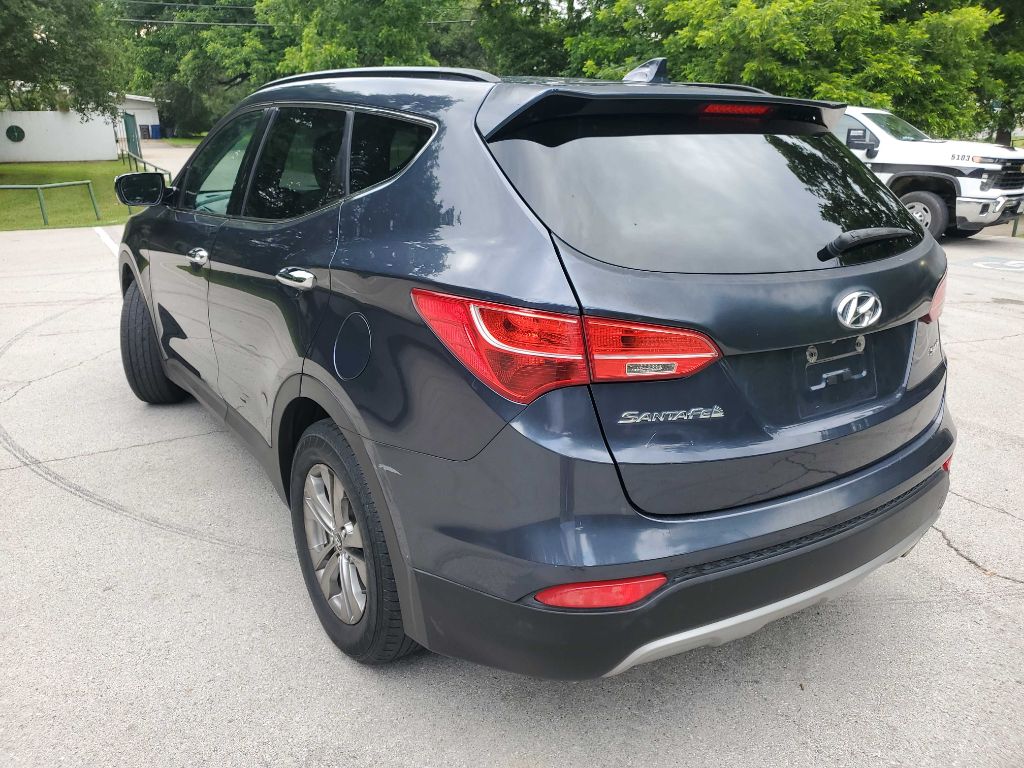 Photo 4 of this HYUNDAI SANTA FE SPORT