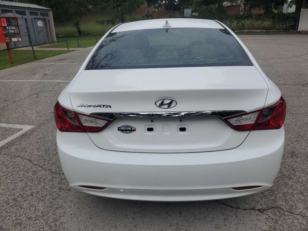 Photo 5 of this HYUNDAI SONATA