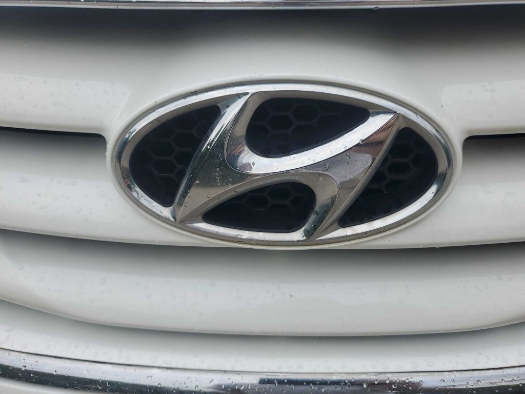 Photo 10 of this HYUNDAI SONATA