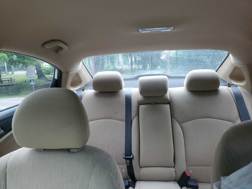 Photo 32 of this HYUNDAI SONATA