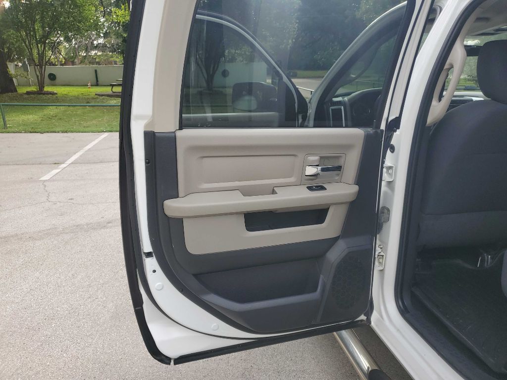 Photo 24 of this DODGE RAM 1500