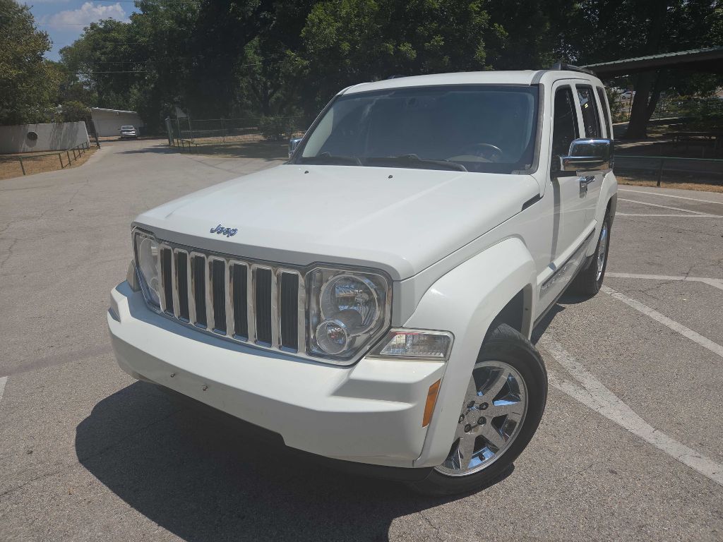Photo 2 of this JEEP LIBERTY