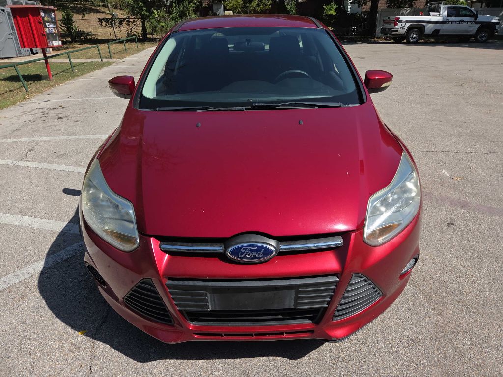 Photo 9 of this FORD FOCUS