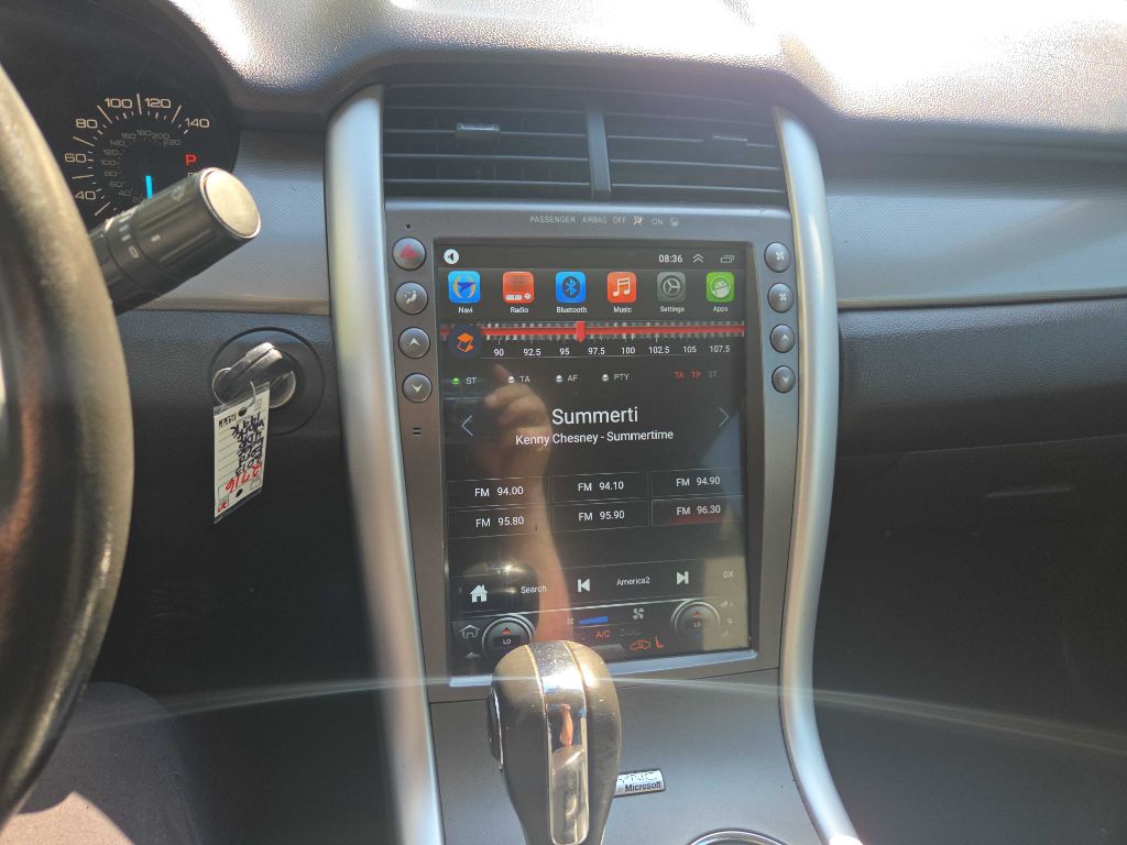 Photo 20 of this FORD EDGE