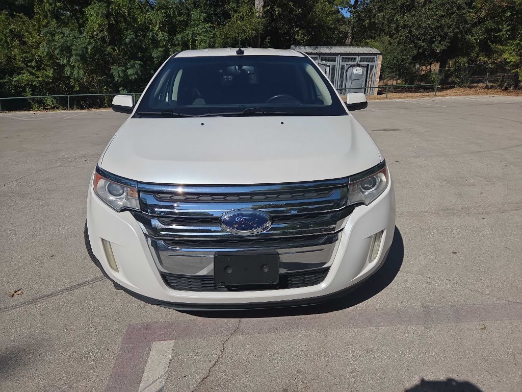 Photo 9 of this FORD EDGE