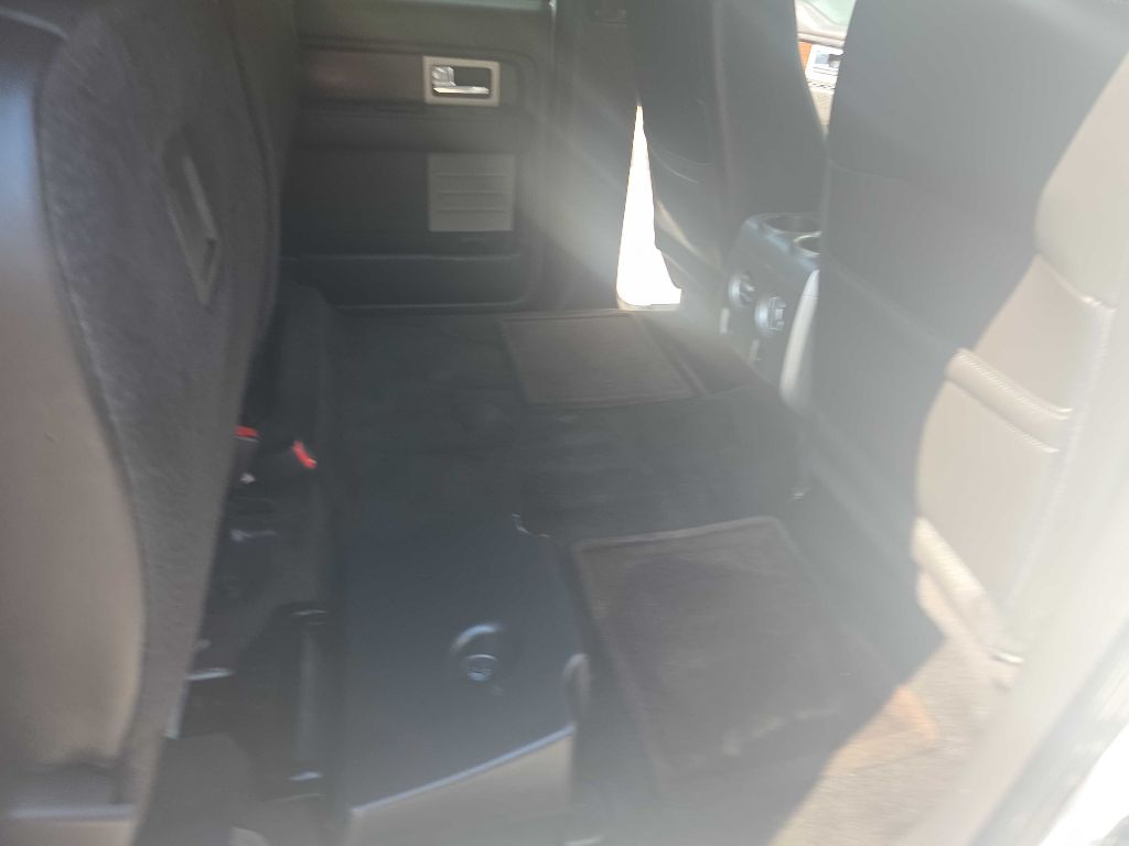 Photo 33 of this FORD F150