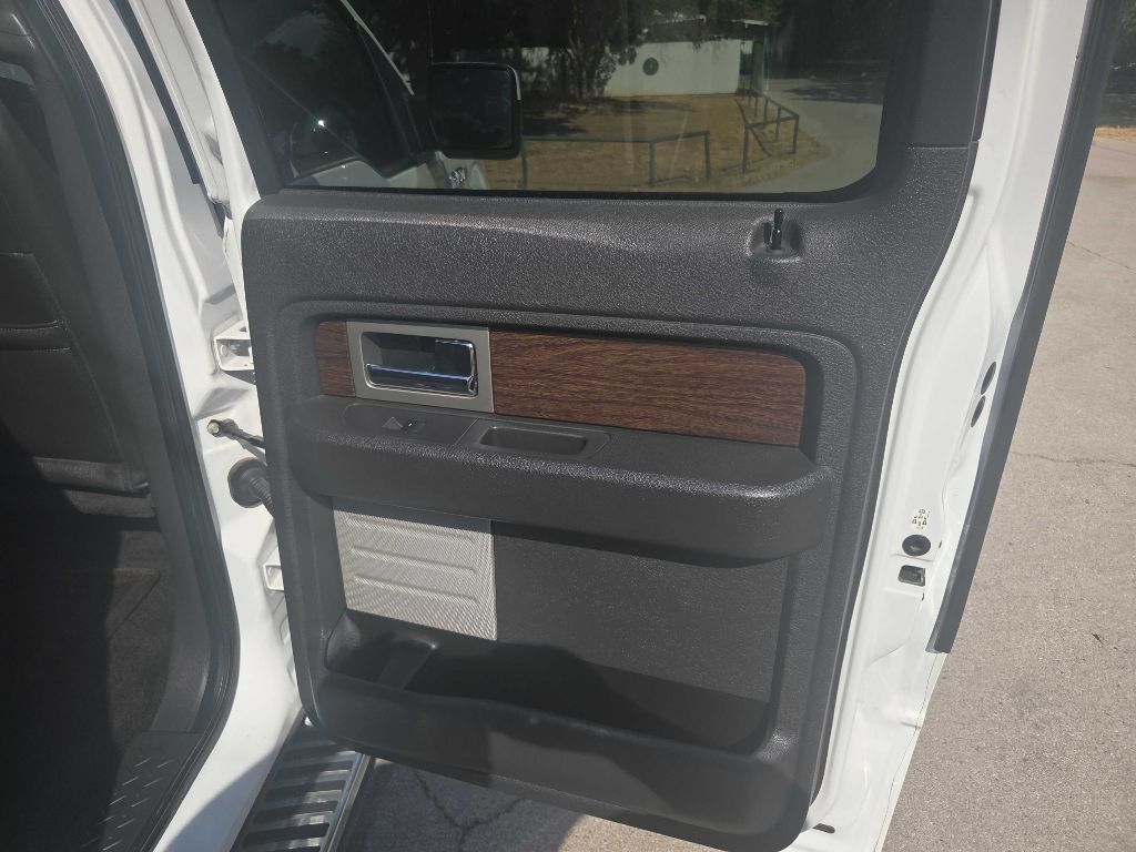 Photo 31 of this FORD F150