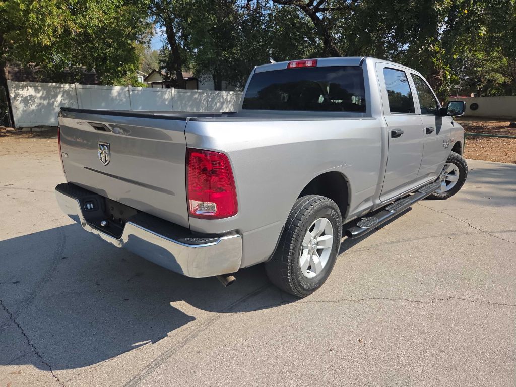 Photo 6 of this RAM 1500 CLASSIC
