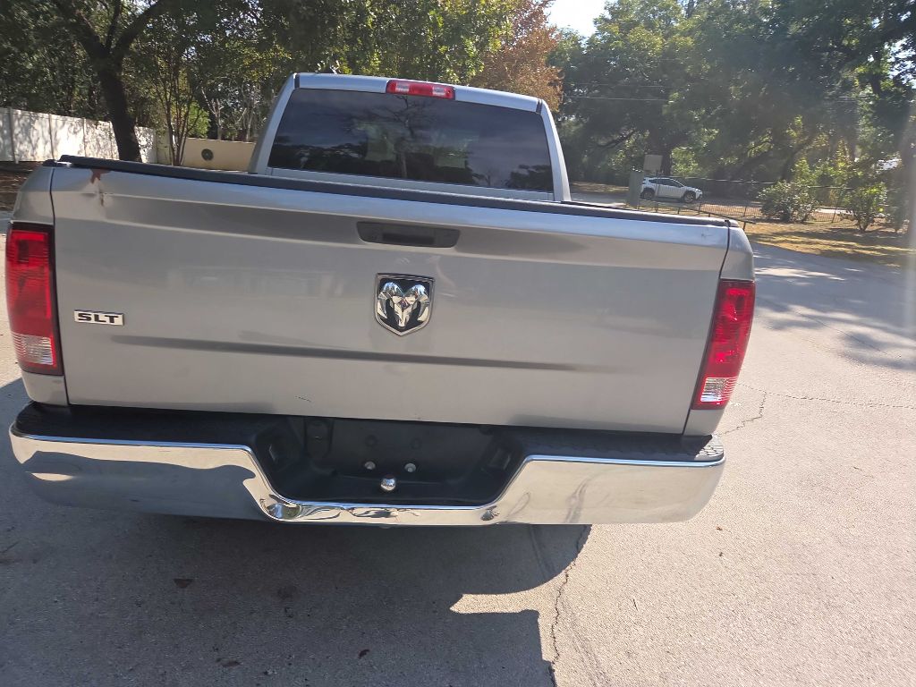 Photo 5 of this RAM 1500 CLASSIC